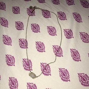 Kendra Scott necklace